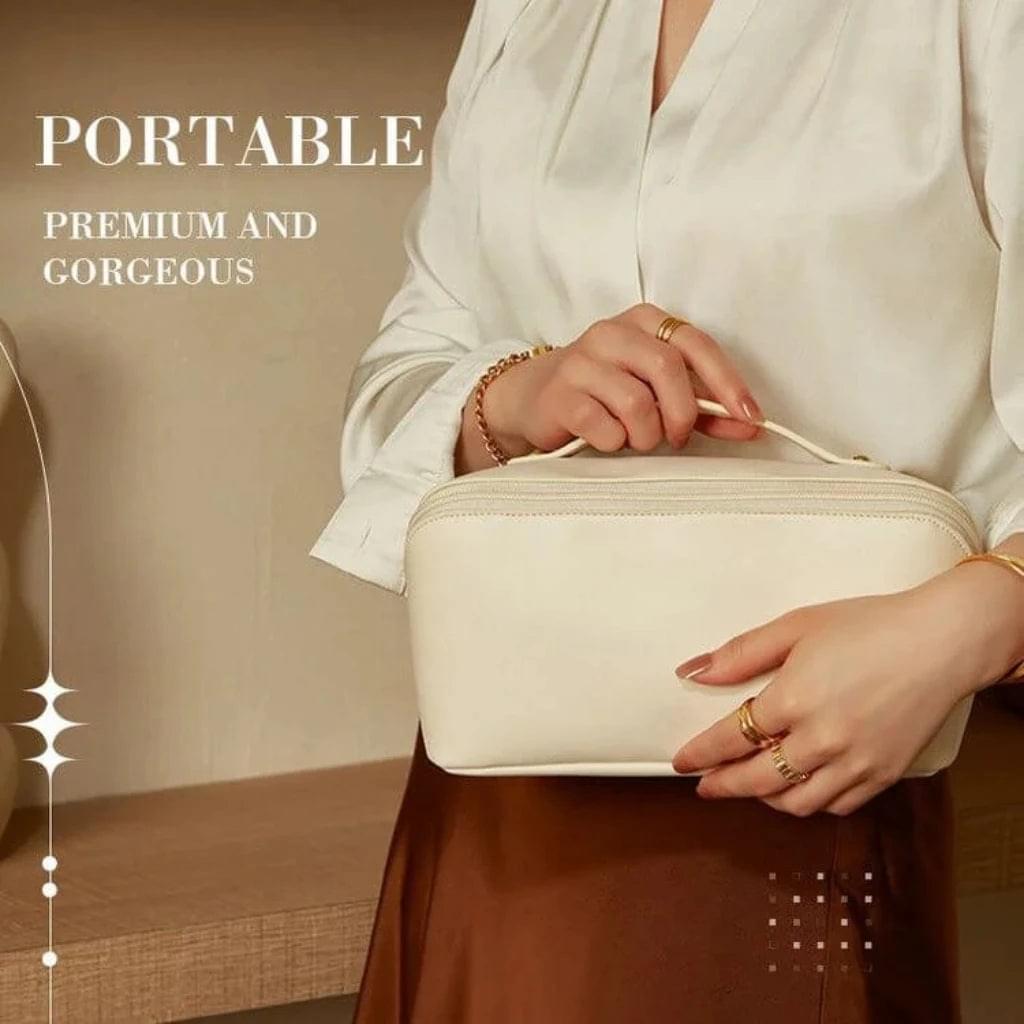 MAKEUP TRAVEL BAG - 50% OFF 🔥